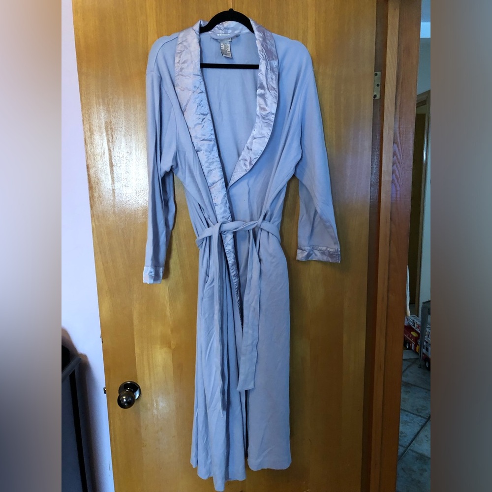 Vintage Alfani Blue Shawl Collar Robe with pockets